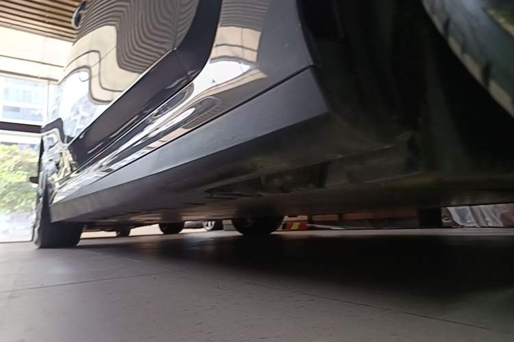 Used BMW i3 2024 eDrive 35 L Right Side Sill