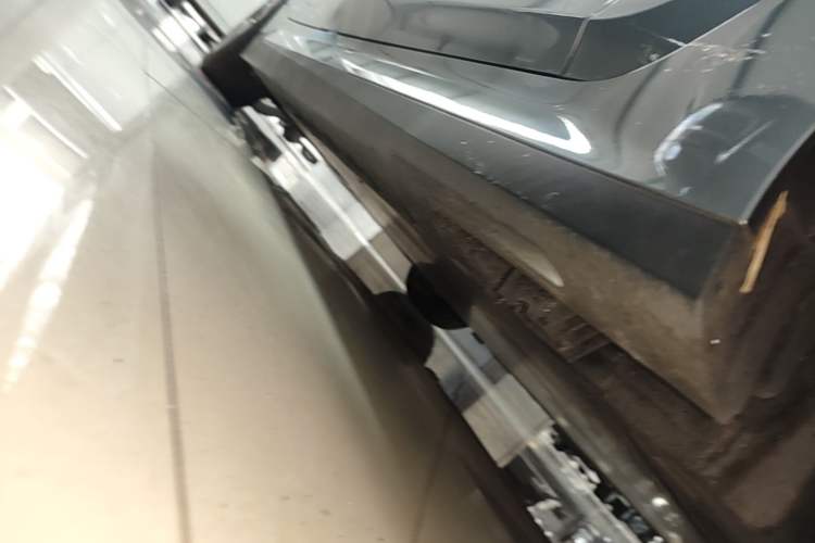 Used BMW i3 2024 eDrive 35 L Right Side Sill