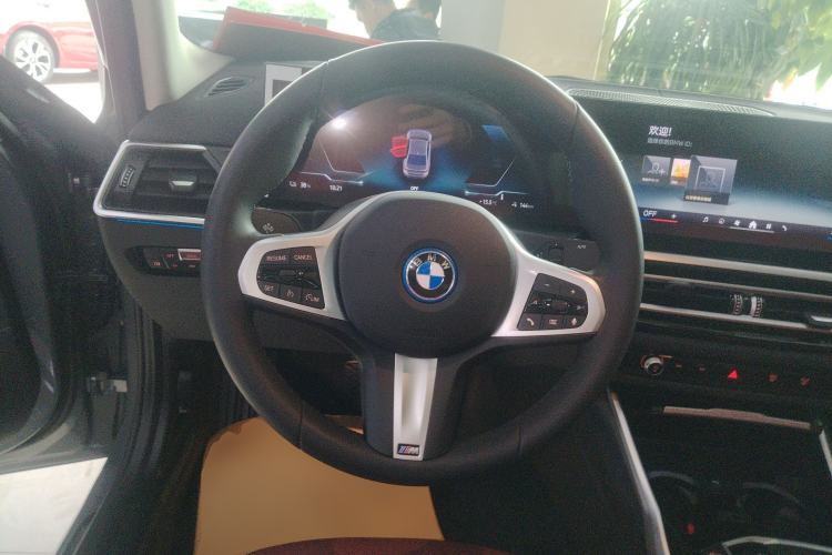 Used BMW i3 2024 eDrive 35 L Steering Wheel