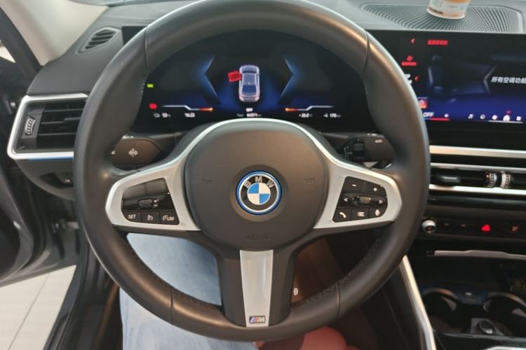 Used BMW i3 2024 eDrive 35 L Steering Wheel