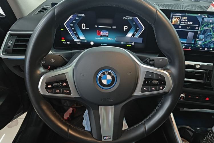 Used BMW i3 2024 eDrive 40 L Midnight Sports Package Steering Wheel