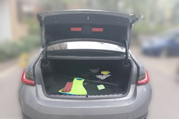 Used BMW i3 2024 eDrive 35 L Trunk