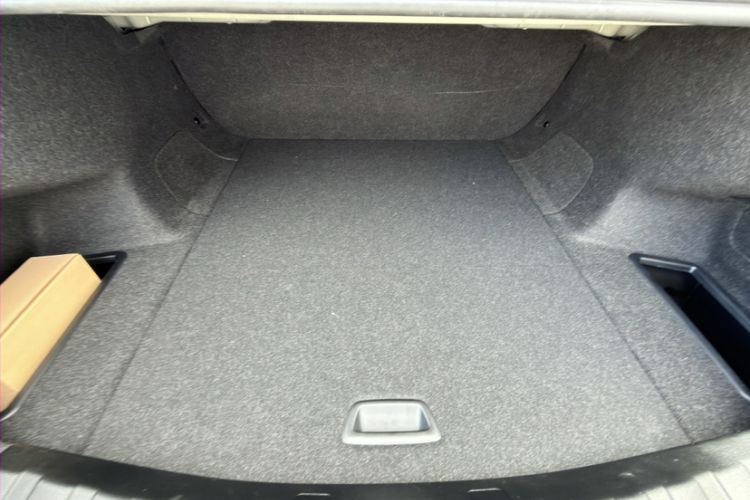 Used BMW i3 2024 eDrive 35 L Trunk