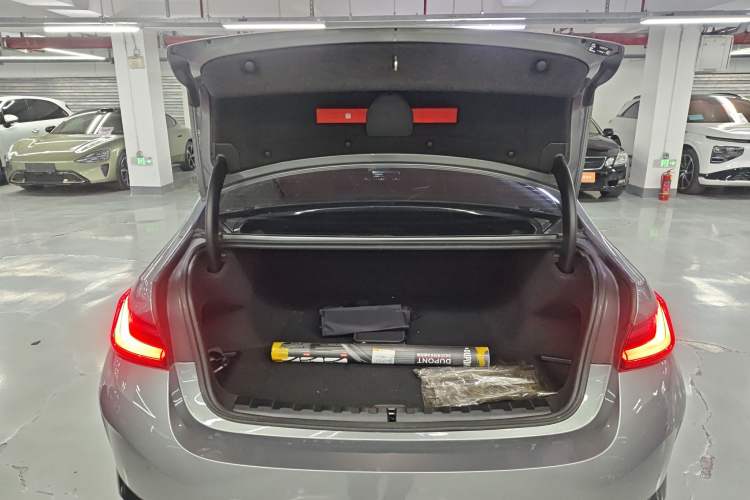 Used BMW i3 2024 eDrive 40 L Midnight Sports Package Trunk