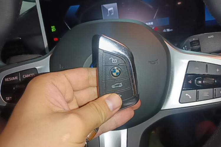 Used BMW i3 2024 eDrive 35 L Vehicle Key