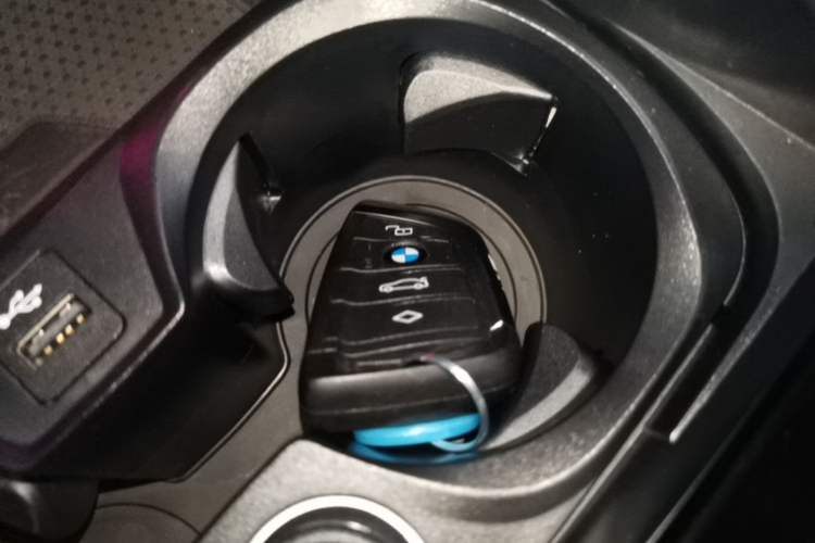 Used BMW i3 2024 eDrive 35 L Vehicle Key