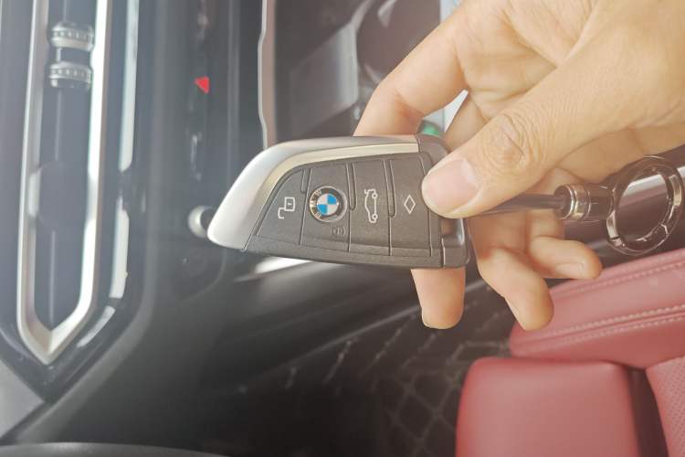 Used BMW i3 2024 eDrive 35 L Vehicle Key