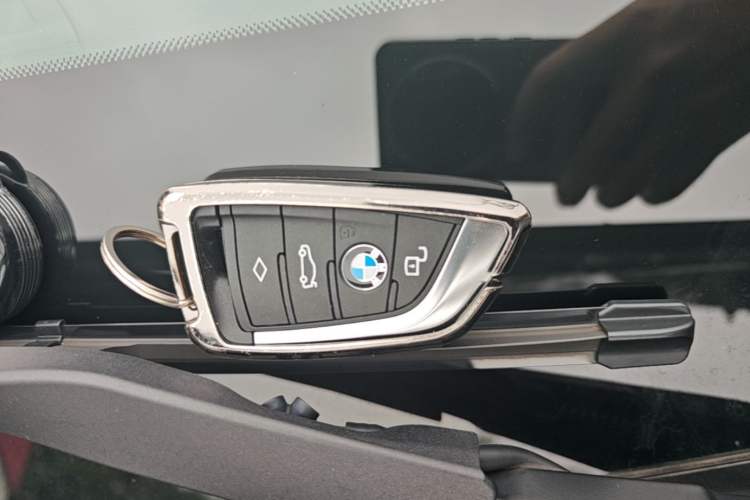 Used BMW i3 2024 eDrive 35 L Vehicle Key