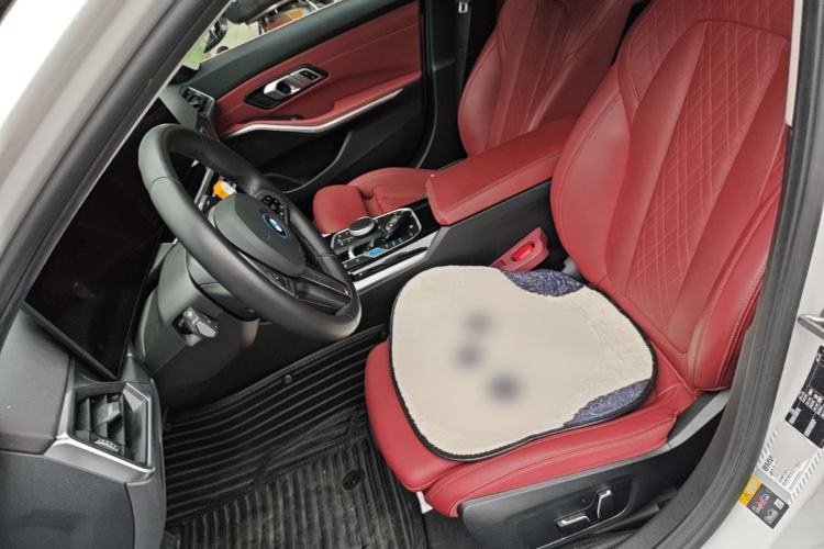 Used BMW i3 2024 eDrive 35 L Left Front Seat