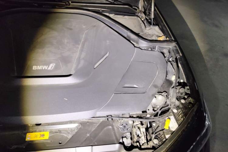Used BMW i3 2024 eDrive 35 L Engine Bay Left
