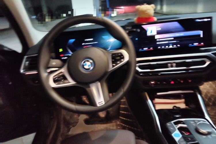 Used BMW i3 2024 eDrive 35 L Steering Wheel