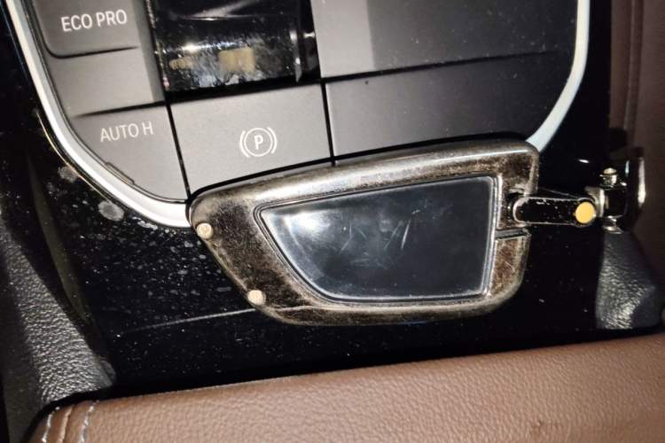 Used BMW i3 2024 eDrive 35 L Vehicle Key
