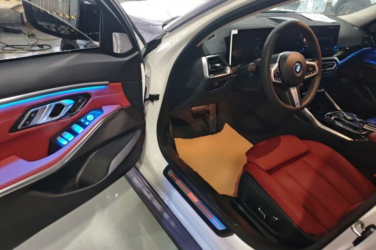 Used BMW i3 2024 eDrive 35 L Driver Seat