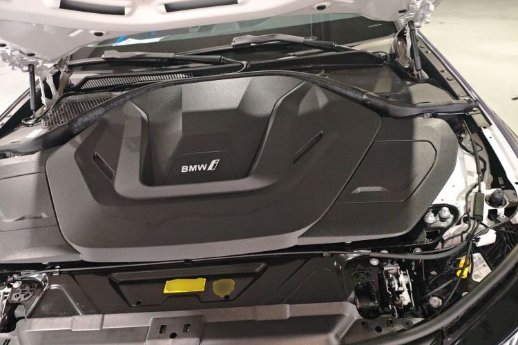 Used BMW i3 2024 eDrive 35 L Engine Bay