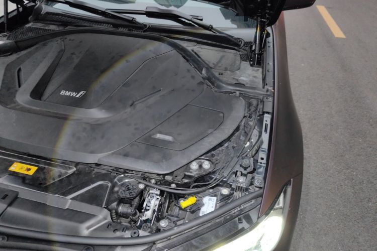 Used BMW i3 2024 eDrive 40 L Midnight Edition Engine Bay Left