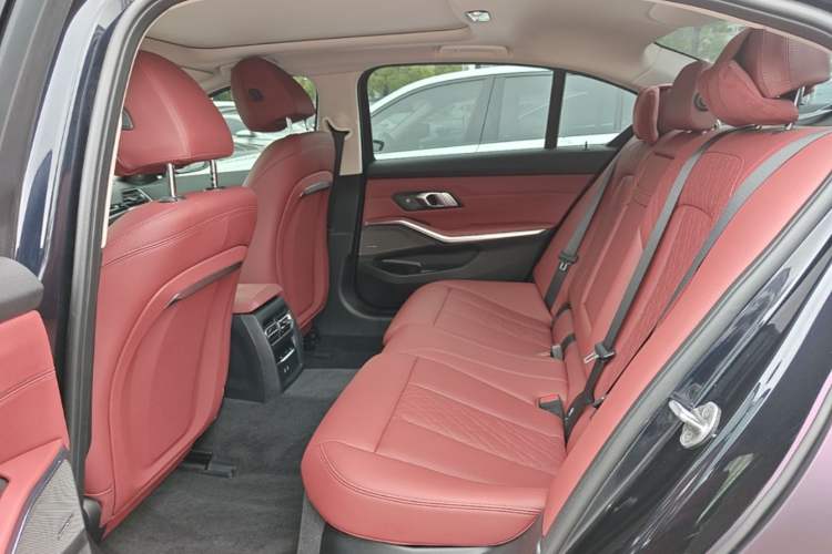 Used BMW i3 2024 eDrive 40 L Midnight Sports Package Left Rear Seat