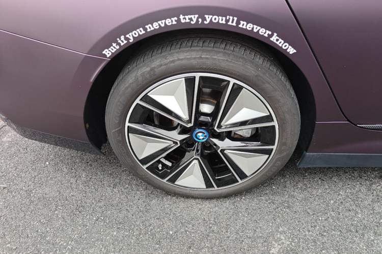 Used BMW i3 2024 eDrive 40 L Midnight Sports Package Right Rear Wheel Hub
