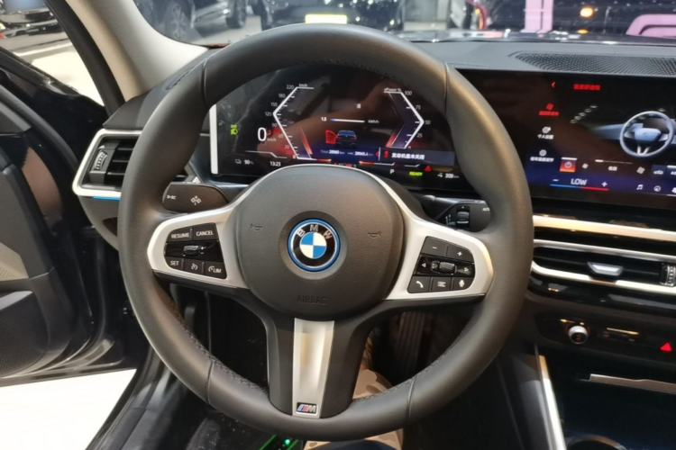 Used BMW i3 2024 eDrive 35 L Steering Wheel