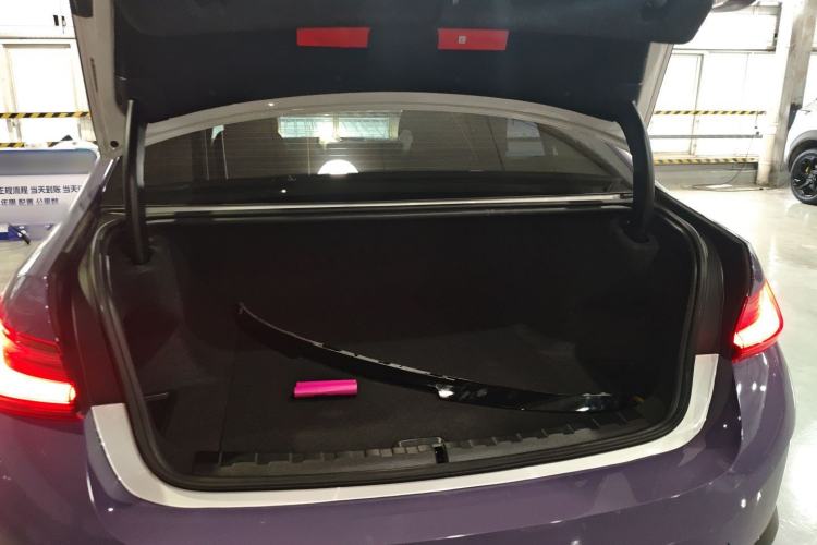 Used BMW i3 2024 eDrive 35 L Trunk