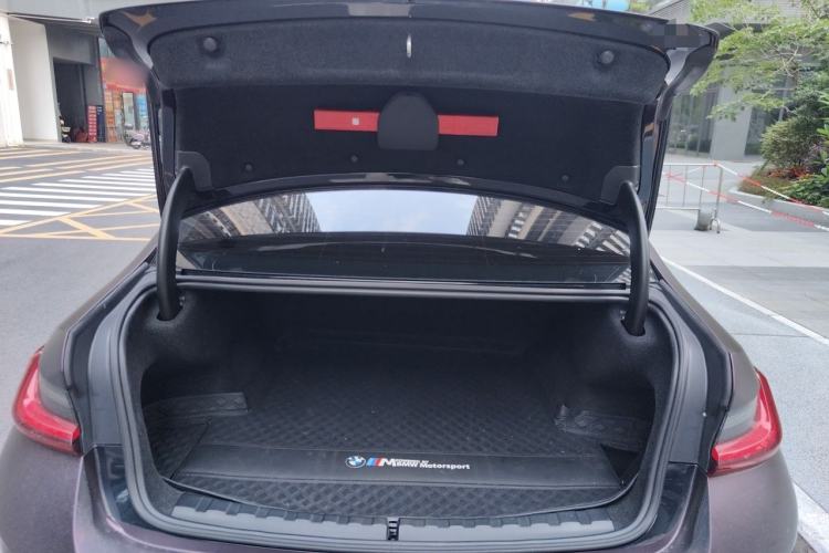 Used BMW i3 2024 eDrive 40 L Midnight Edition Trunk