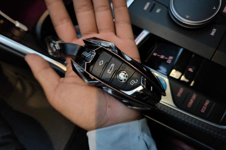 Used BMW i3 2024 eDrive 40 L Midnight Edition Vehicle Key