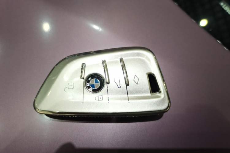 Used BMW i3 2024 eDrive 35 L Vehicle Key