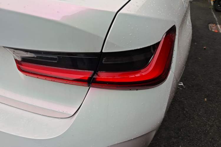 Used BMW i3 2024 eDrive 35 L Right Rear Taillight