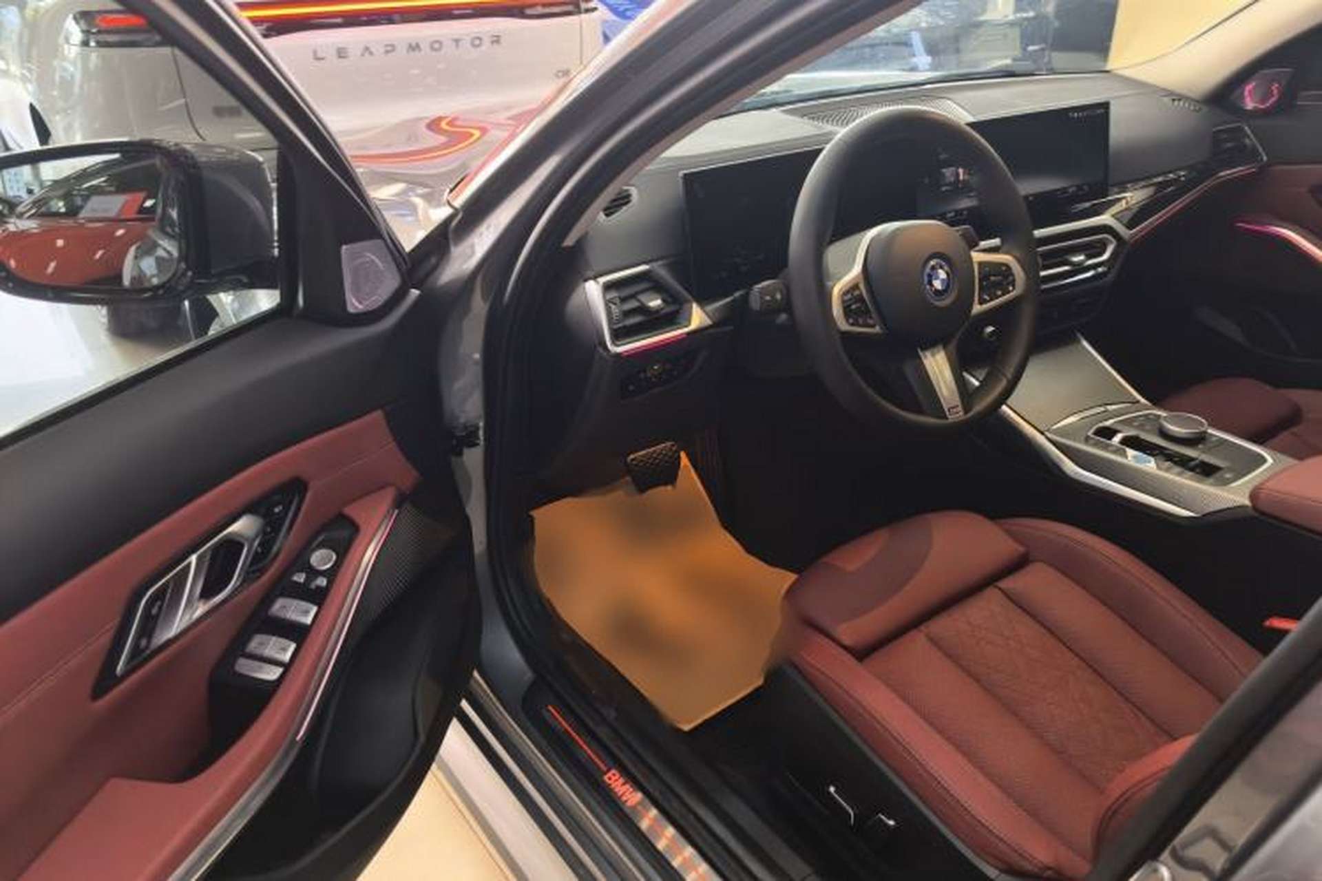 Used BMW i3 2024 eDrive 35 L Driver Seat