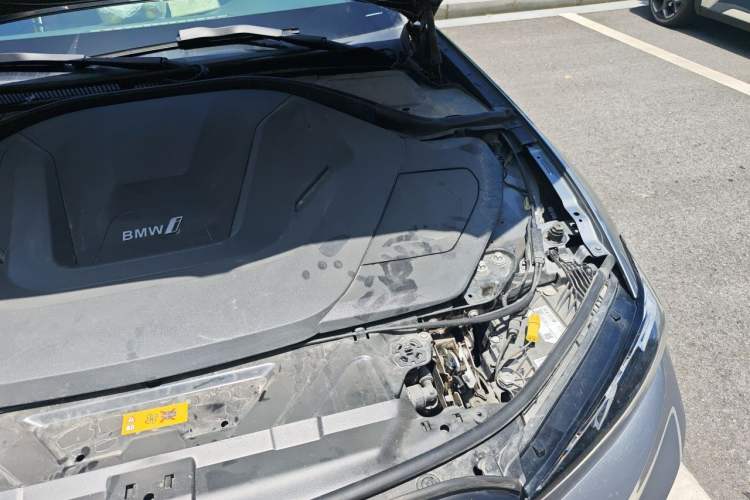 Used BMW i3 2024 eDrive 40 L Midnight Edition Engine Bay Left