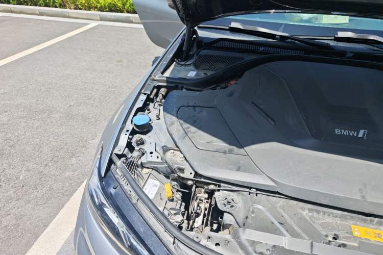 Used BMW i3 2024 eDrive 40 L Midnight Edition Engine Bay Right