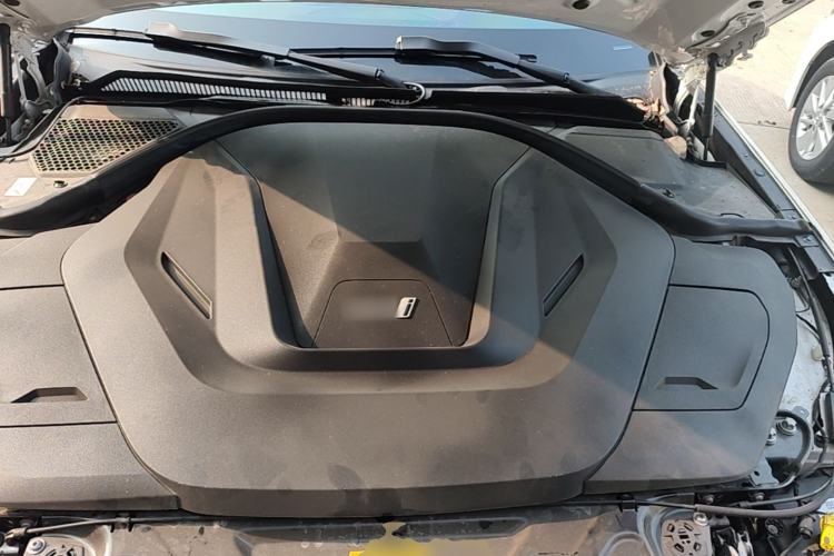 Used BMW i3 2024 eDrive 35 L Engine Bay