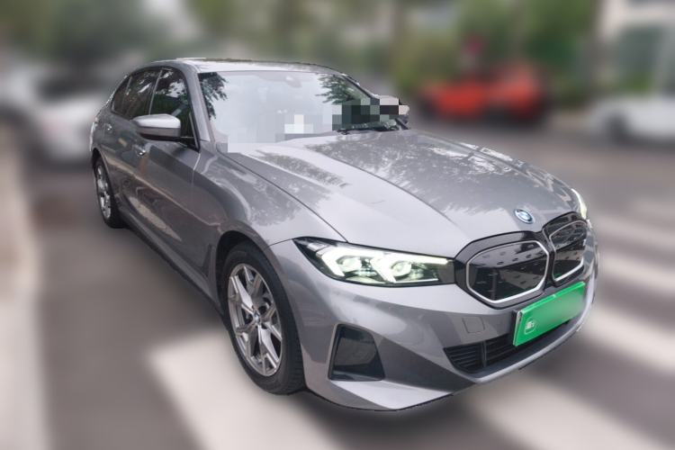 Used BMW i3 2024 eDrive 35 L Front Right 45 Deg