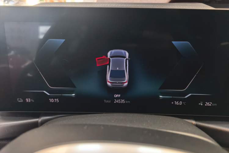 Used BMW i3 2024 eDrive 35 L Instrument Cluster