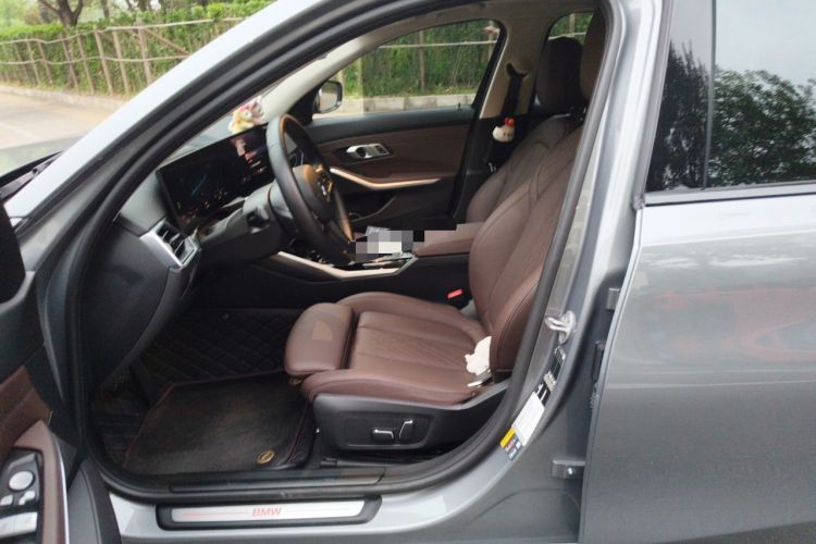 Used BMW i3 2024 eDrive 35 L Left Front Seat