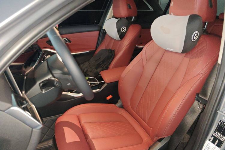 Used BMW i3 2024 eDrive 35 L Left Front Seat