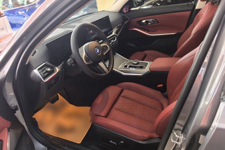 Used BMW i3 2024 eDrive 35 L Left Front Seat