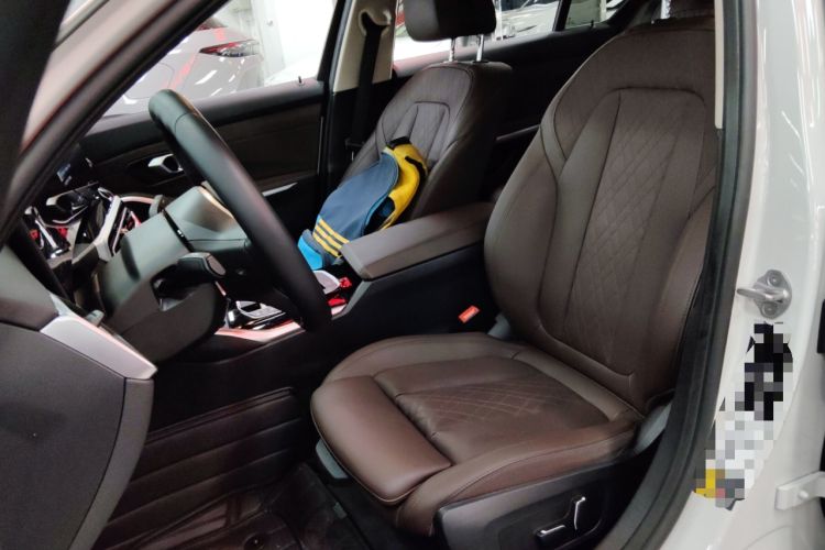 Used BMW i3 2024 eDrive 35 L Left Front Seat