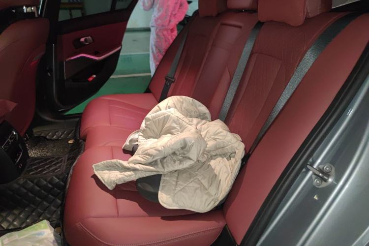 Used BMW i3 2024 eDrive 35 L Left Rear Seat