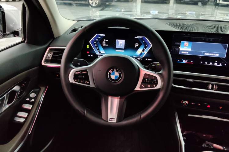 Used BMW i3 2024 eDrive 35 L Steering Wheel
