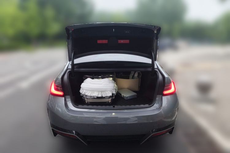 Used BMW i3 2024 eDrive 35 L Trunk