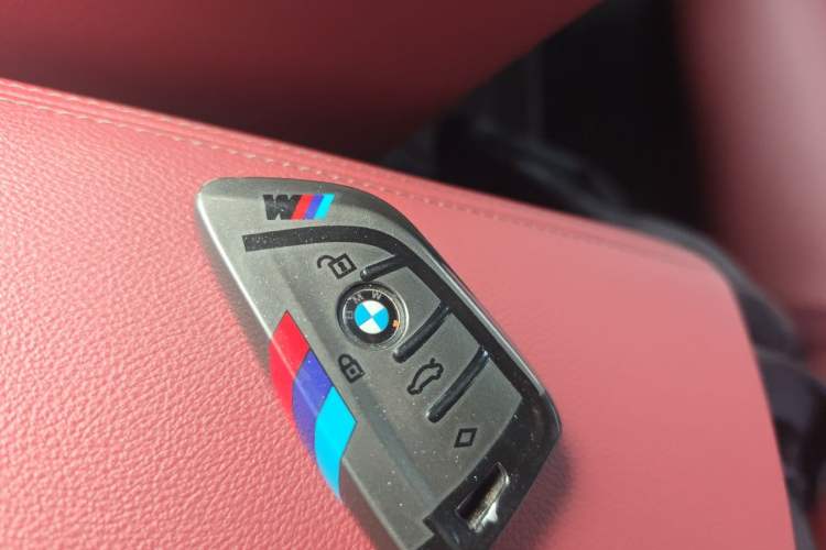 Used BMW i3 2024 eDrive 40 L Midnight Edition Vehicle Key