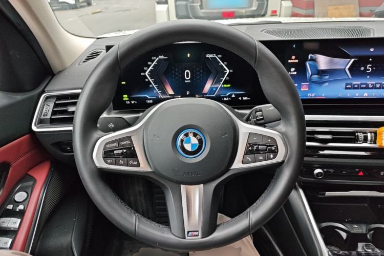 Used BMW i3 2024 eDrive 35 L Steering Wheel