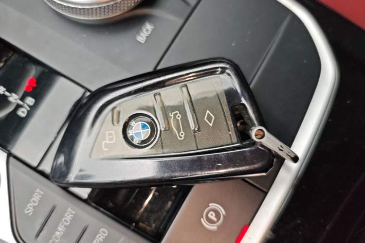 Used BMW i3 2024 eDrive 35 L Vehicle Key
