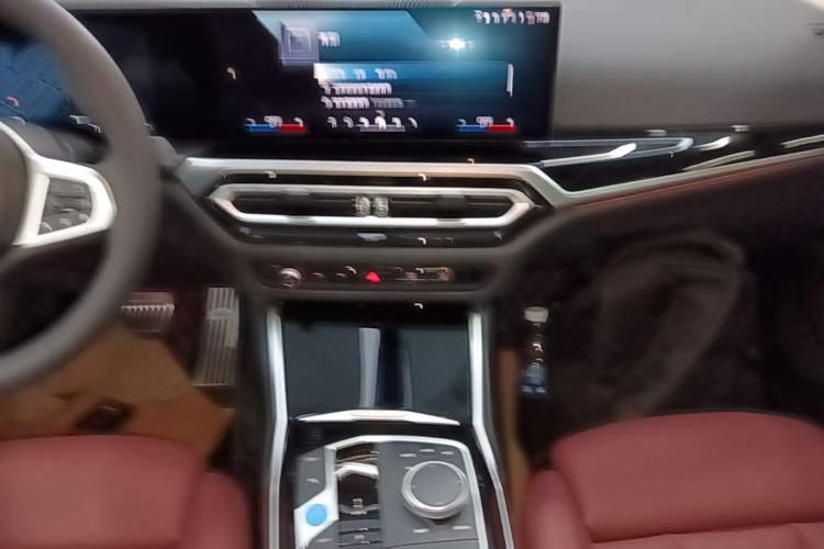 Used BMW i3 2024 eDrive 35 L Audio And AC Panel
