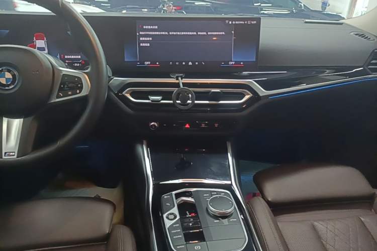 Used BMW i3 2024 eDrive 35 L Audio And AC Panel