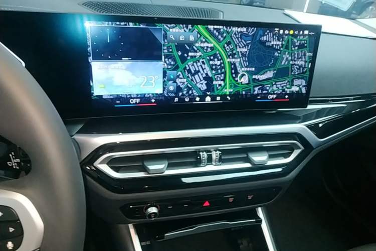 Used BMW i3 2024 eDrive 35 L Audio And AC Panel