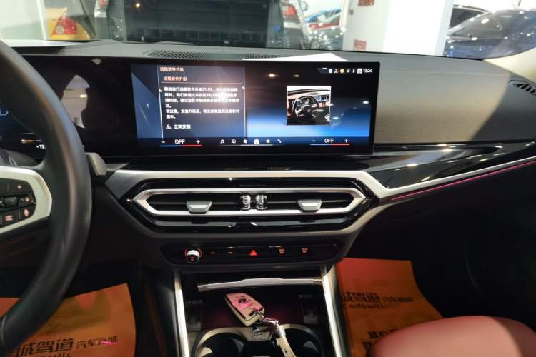 Used BMW i3 2024 eDrive 40 L Midnight Sports Package Audio And AC Panel