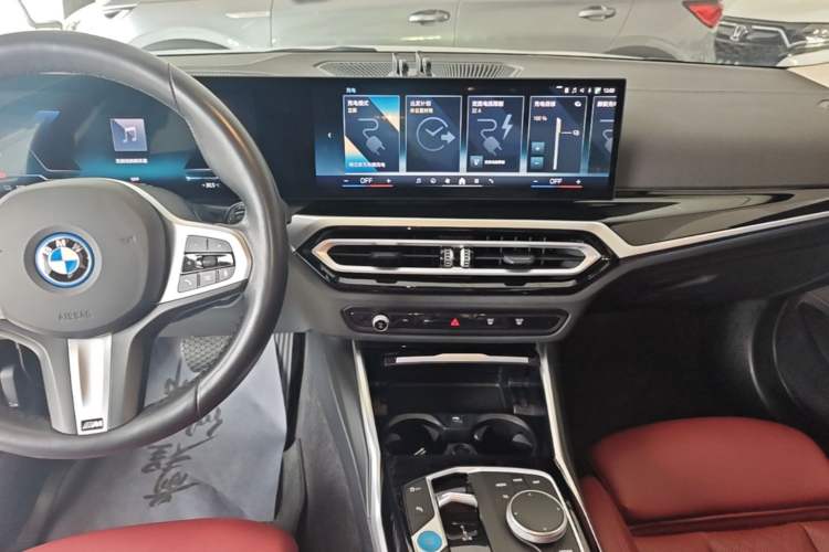 Used BMW i3 2024 eDrive 35 L Audio And AC Panel