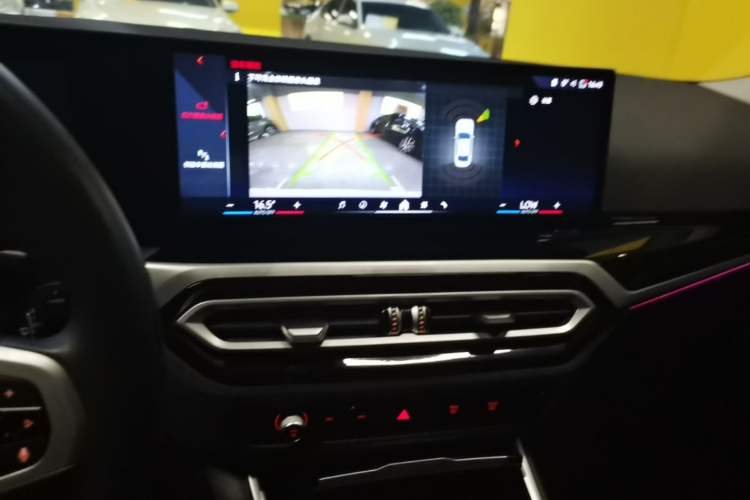 Used BMW i3 2024 eDrive 35 L Audio And AC Panel