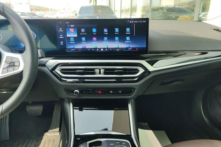 Used BMW i3 2024 eDrive 35 L Audio And AC Panel
